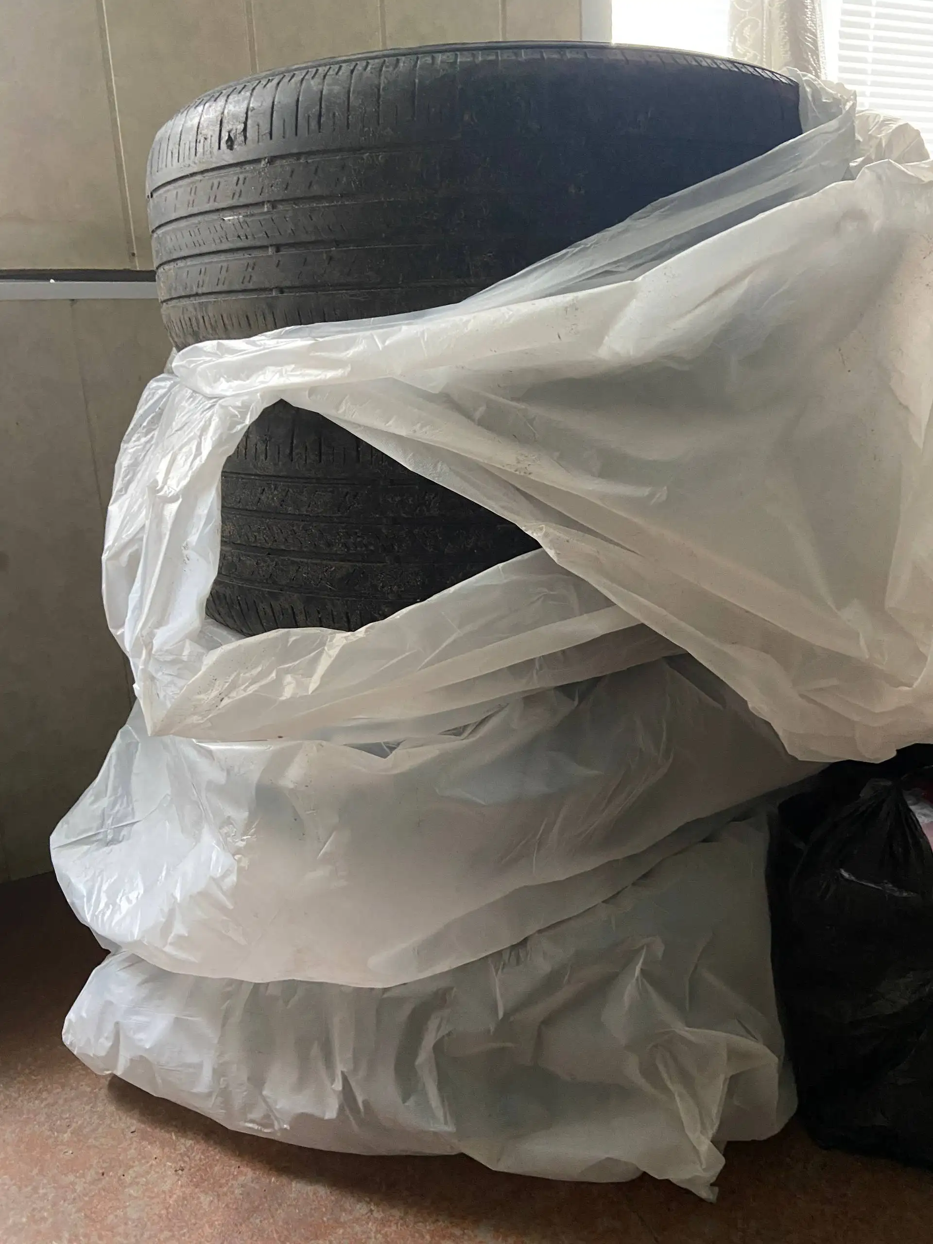 Продам резину 225/55 R18 - Шины и диски (Авто) в Ульяновск