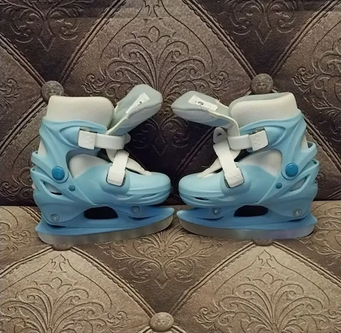 Продажа раздвижных коньков размер 27-30 - Хобби и отдых в Ульяновск