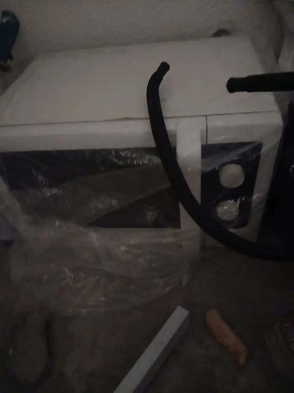 Продам неисправную плиту и микроволновку