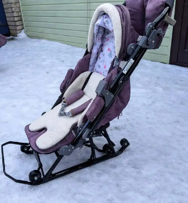Продам сани коляску черничного цвета
