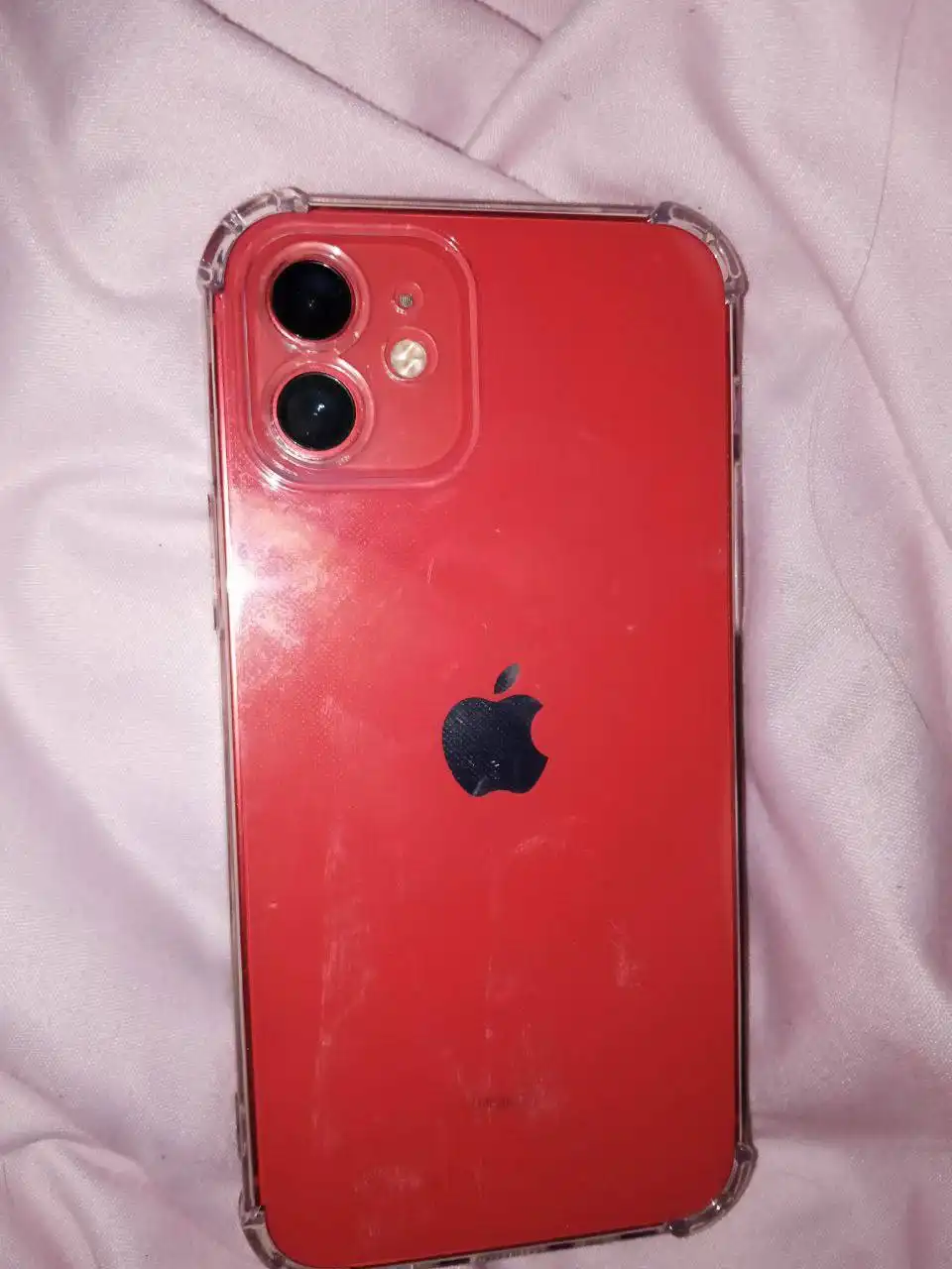 Продам айфон 12