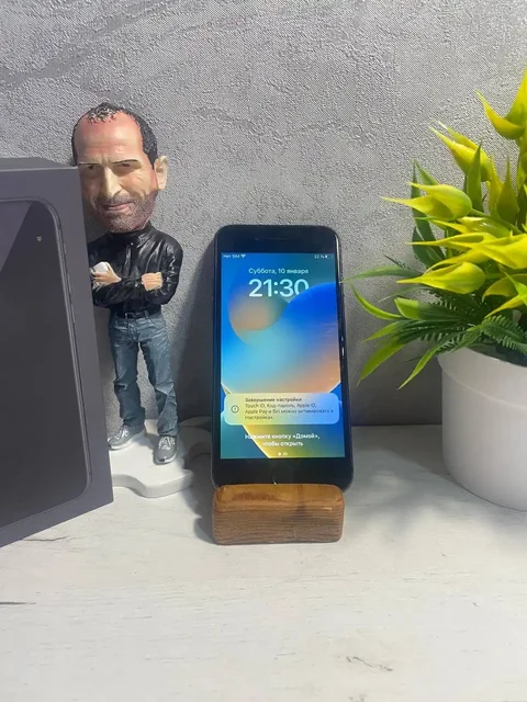 Продам iPhone 8 256 ГБ - Планшеты в Ульяновск