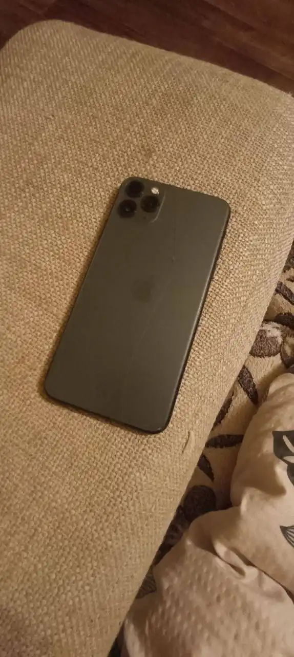 Продам iPhone 11 Pro Max - Смартфоны (Электроника) в Ульяновск