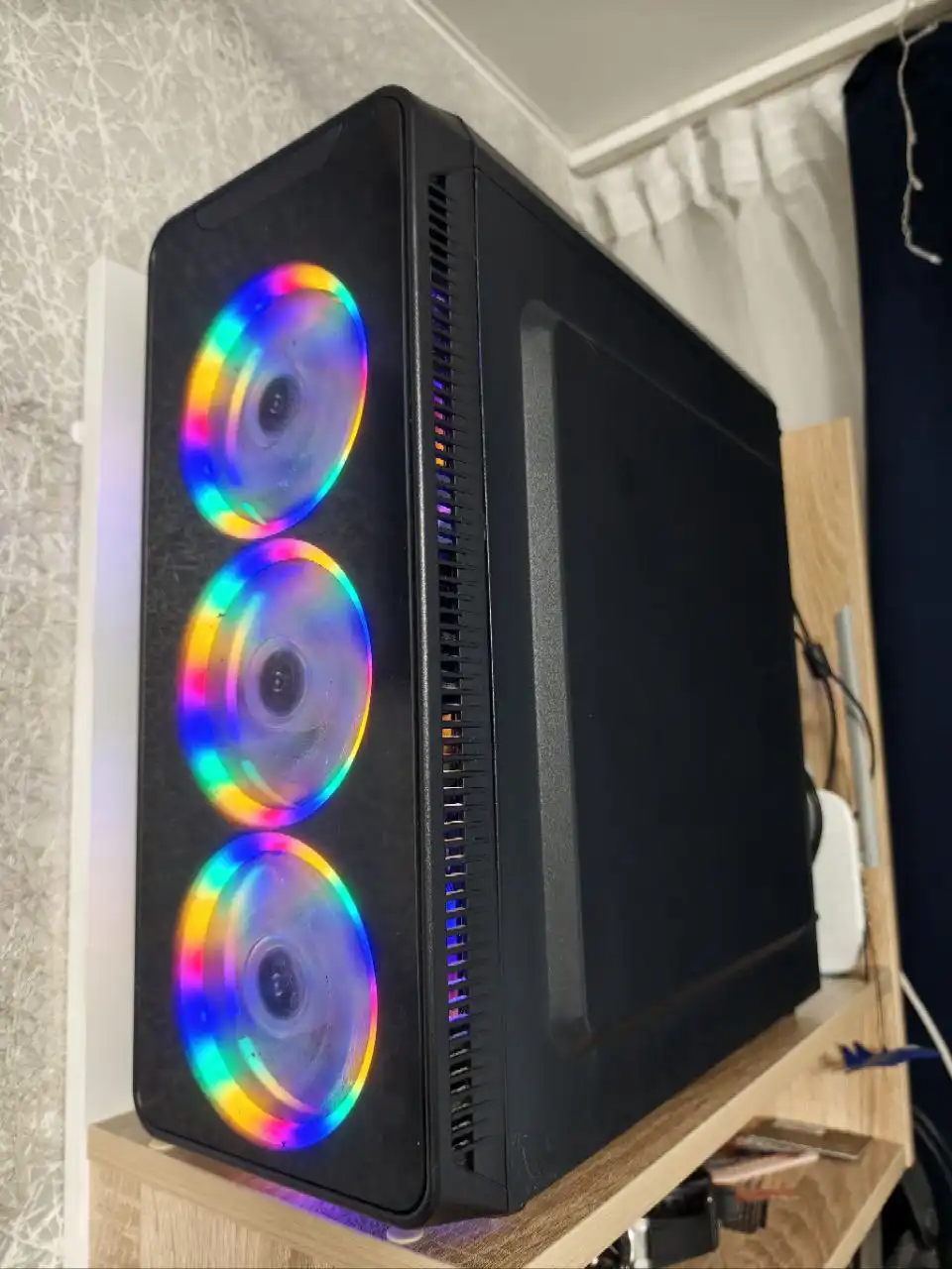 Игровой компьютер с монитором и аксессуарами - Игровые компьютеры (Электроника) в Ульяновск