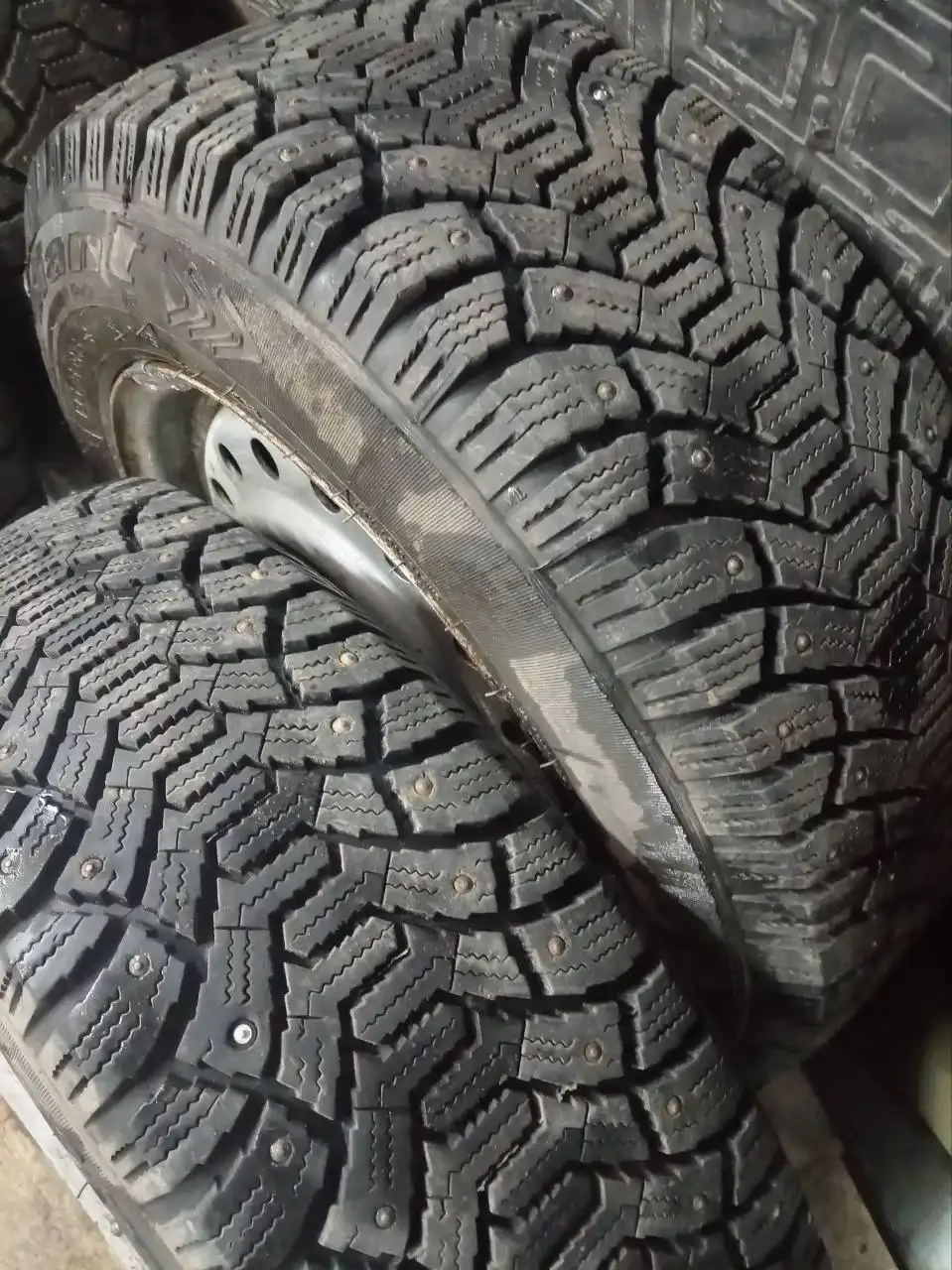 Колеса в сборе на Волгу - Шины и диски (Запчасти) в Ульяновск